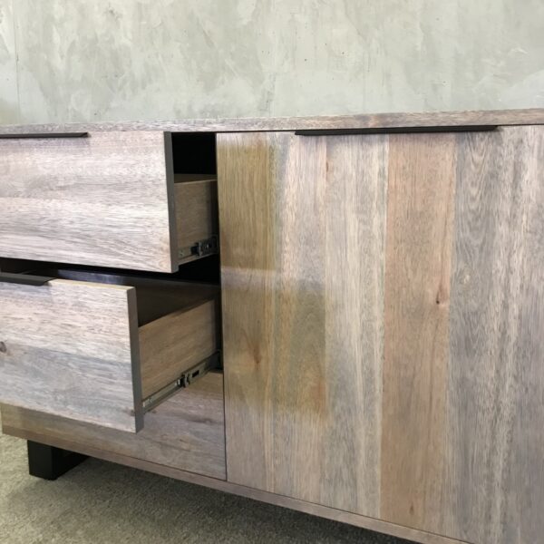 Puren Sideboard - Image 4