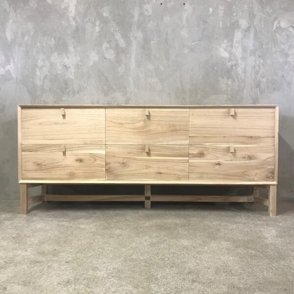 Ruby Dresser