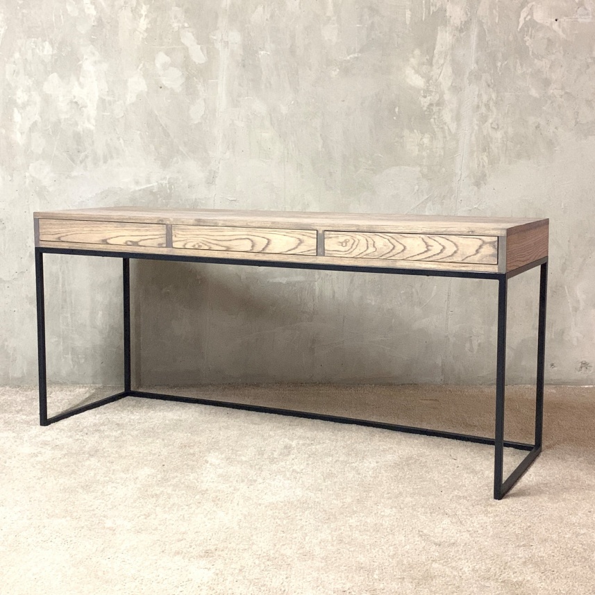 Banks Desk Smoke (170w) - Image 4