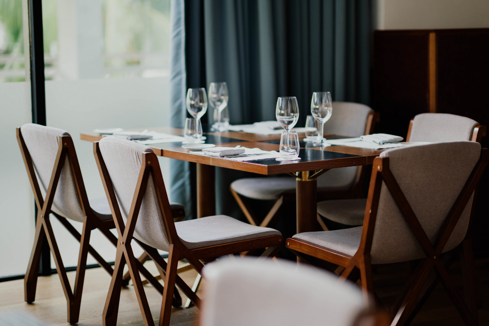 Furniture and Dining Table Dimensions